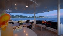 Motor yacht Dona Lola -  Aft Deck